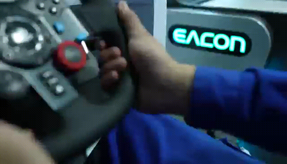 640 (1).gif